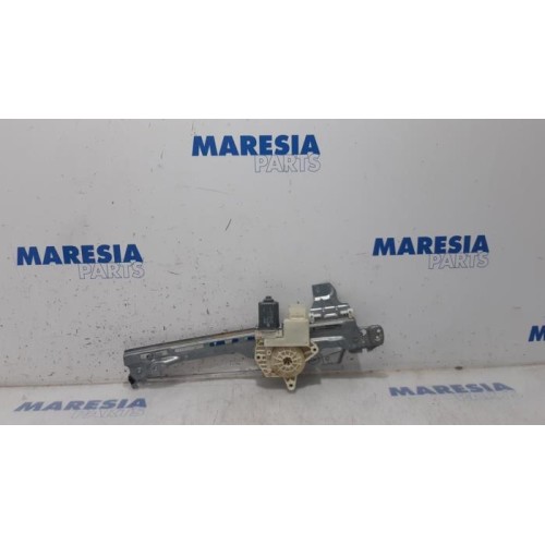 Peugeot - 308 - Rear door window mechanism 4-door, right