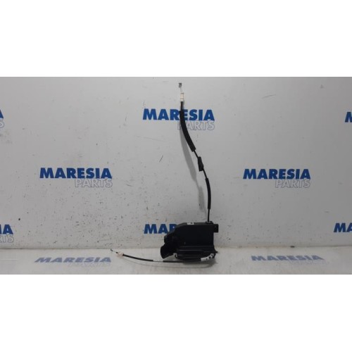 Peugeot - 308 - Front door lock mechanism 4-door, right