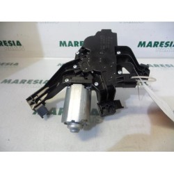 Peugeot - 207 - Rear wiper motor