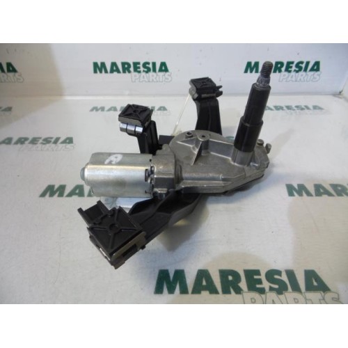 Peugeot - 207 - Rear wiper motor