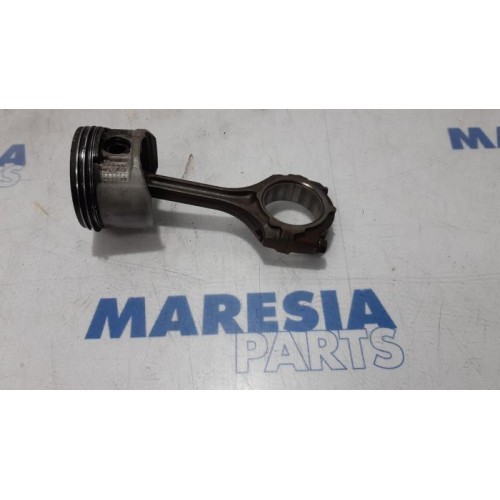 Renault - Espace - Piston