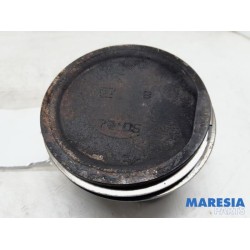 Renault - Espace - Piston
