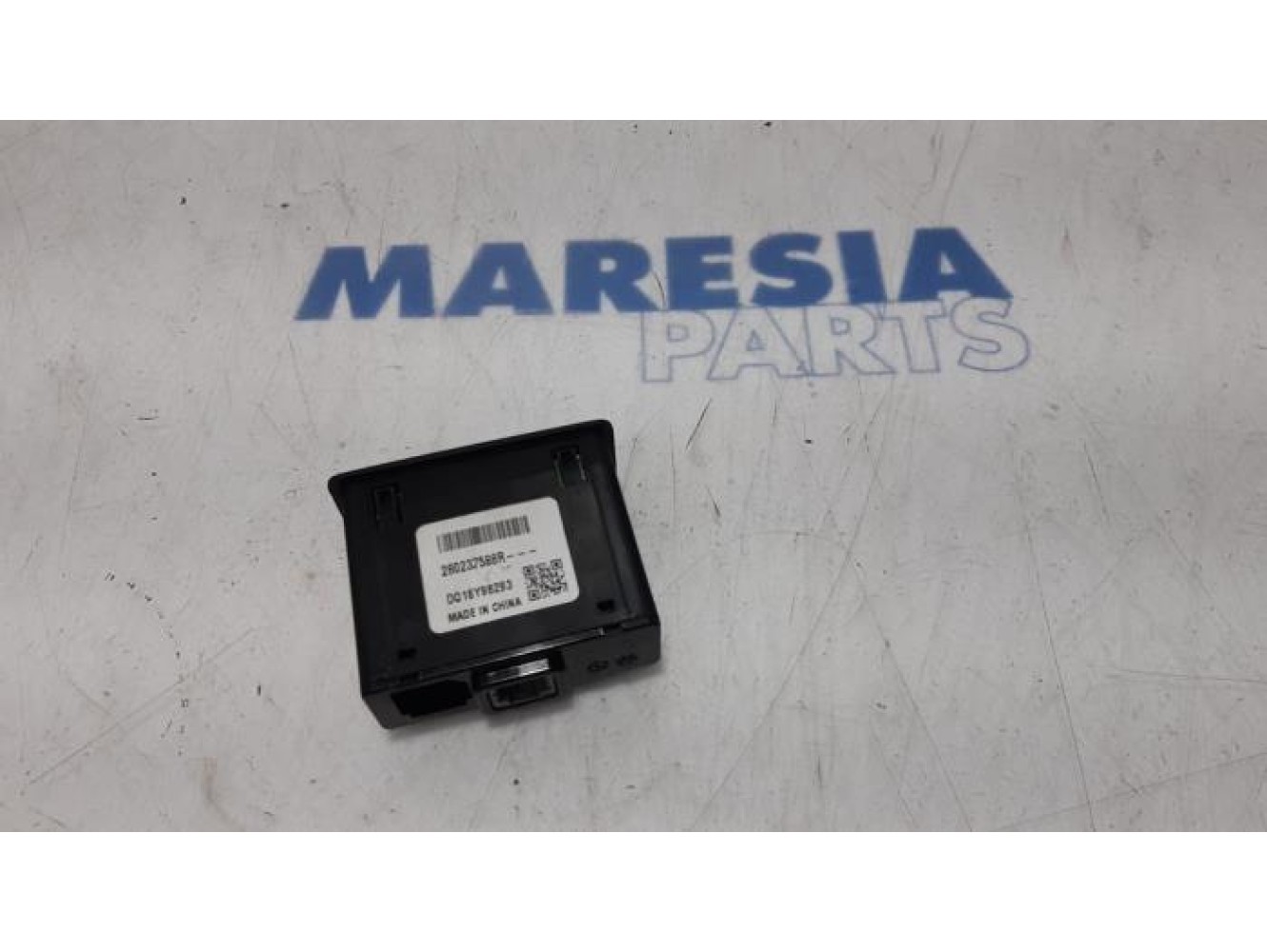 Renault - Espace - AUX / USB connection