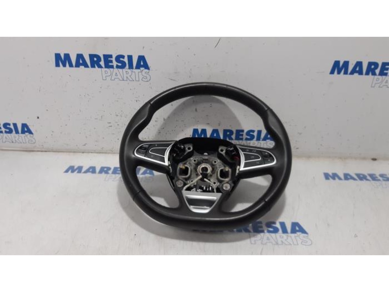 Renault - Espace - Steering wheel
