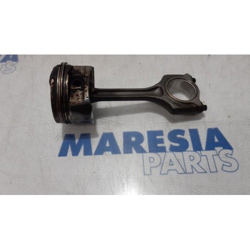 Citroen - C4 - Piston