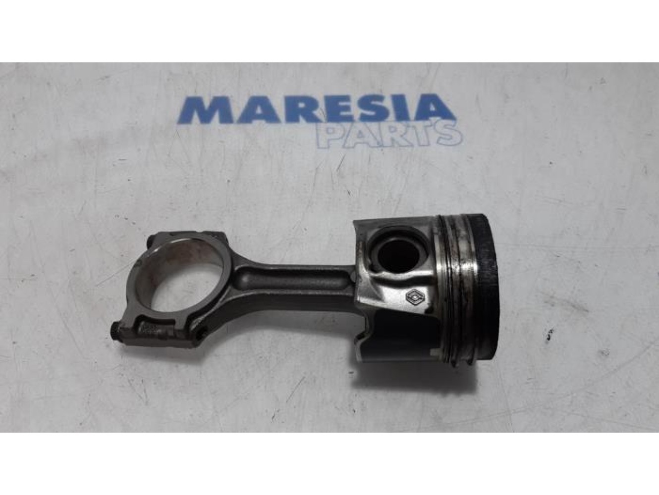 Renault - Trafic - Piston
