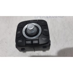 Renault - Scenic - Navigation control panel