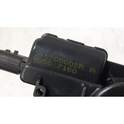 Renault - Scenic - Tailgate lock mechanism