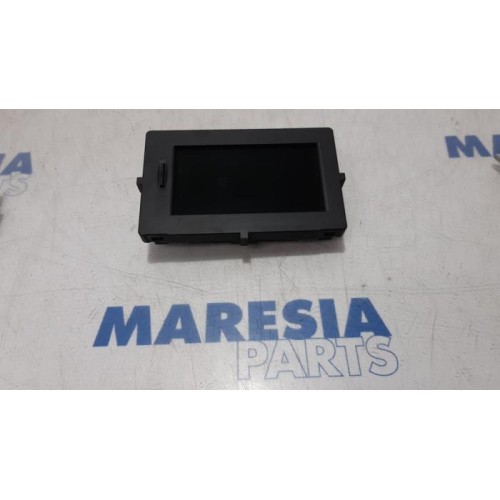 Renault - Scenic - Navigation Display