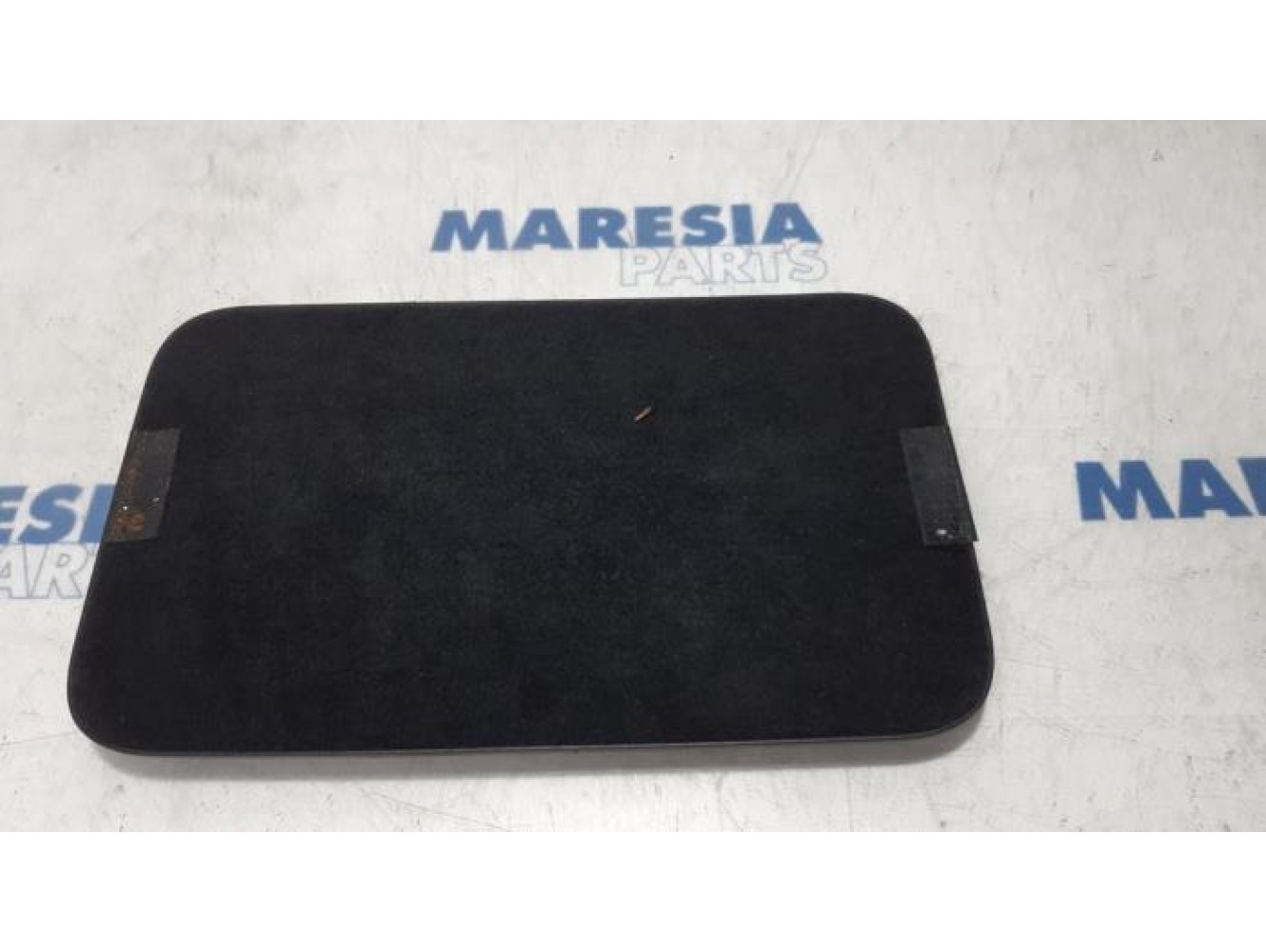Renault - Scenic - Storage compartment