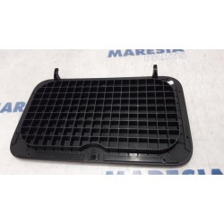 Renault - Scenic - Storage compartment