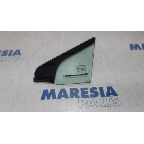 Renault - Scenic - Quarter light, front left