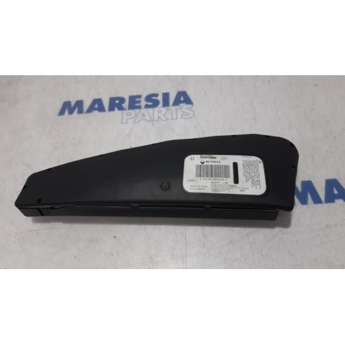 Renault - Scenic - Seat airbag (seat)
