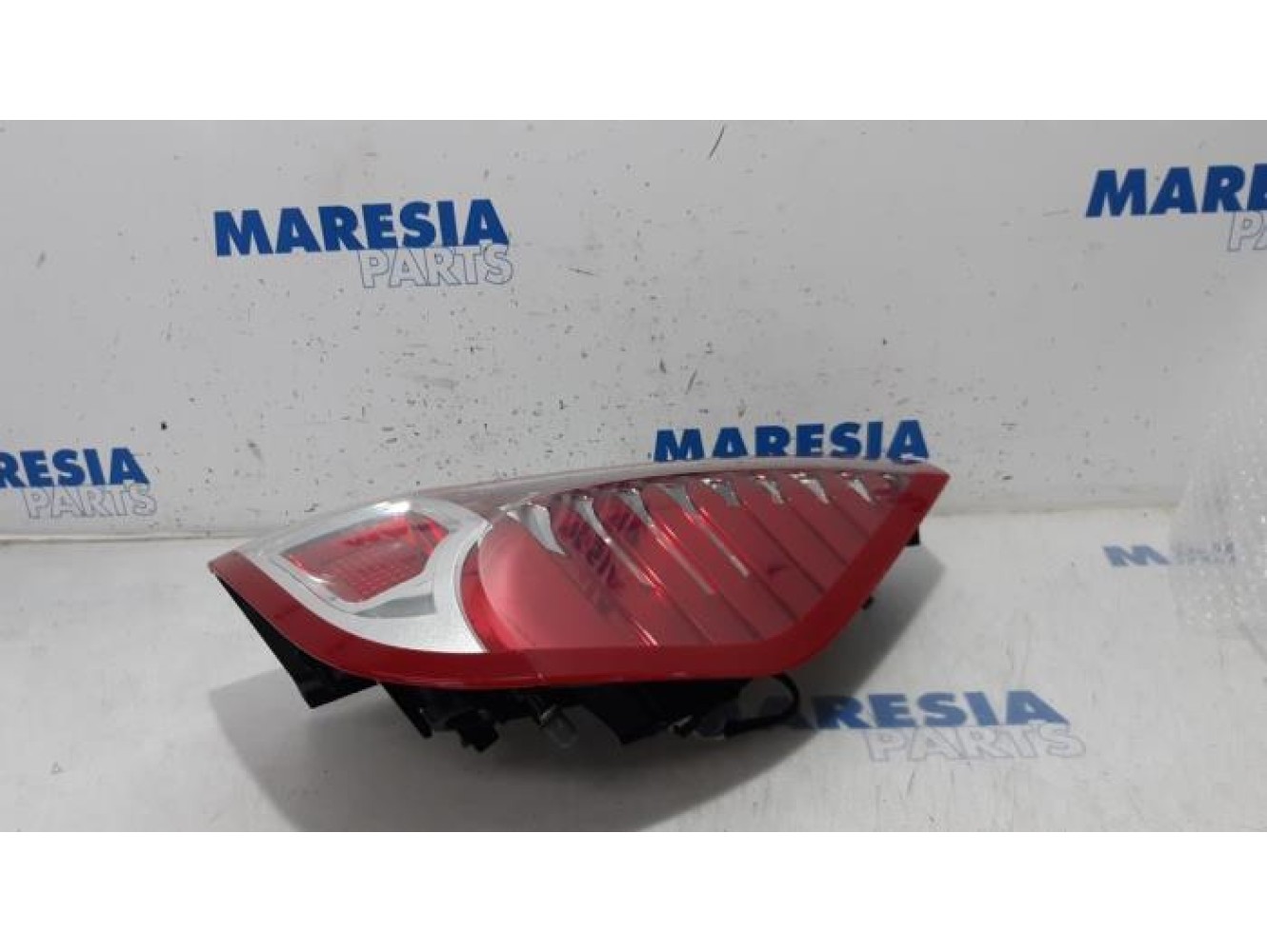 Renault - Scenic - Taillight, right