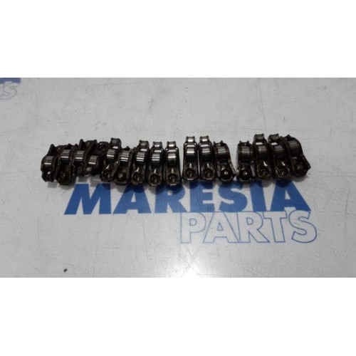 Peugeot - 5008 - Rocker arm