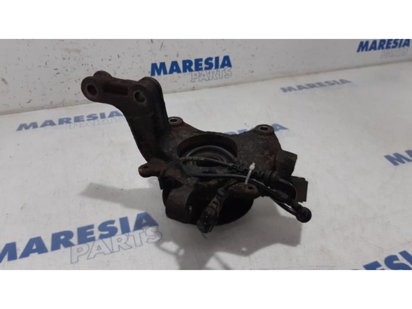 Renault - Scenic - Fusee links-voor