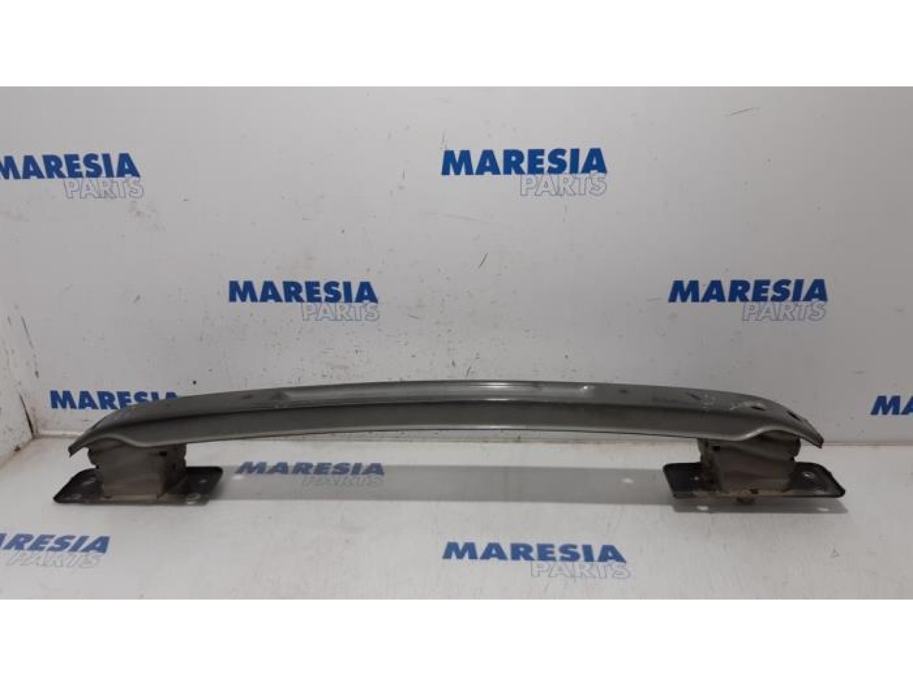 Fiat - 500 - Rear bumper frame