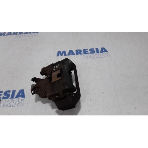 Fiat - 500 - Bremszange links vorne