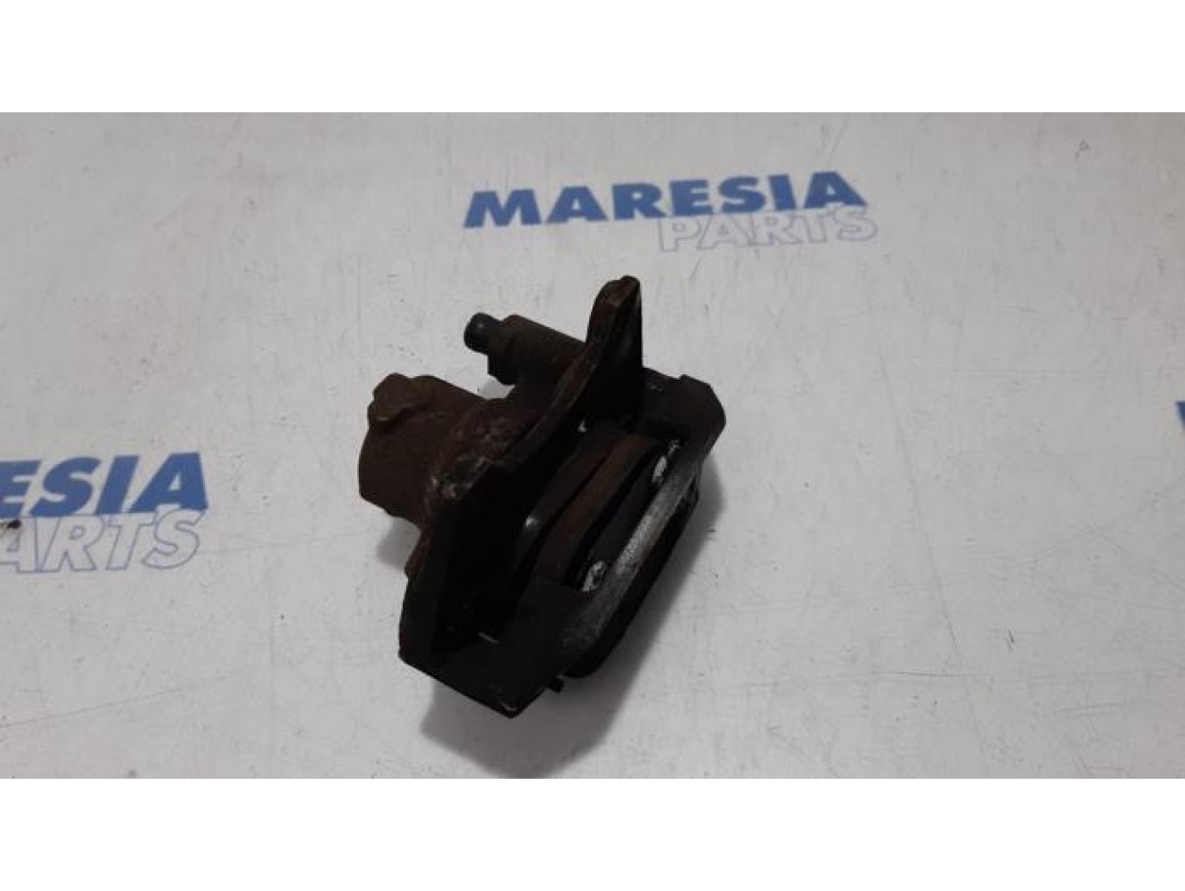 Fiat - 500 - Etrier de frein (pince) avant droit
