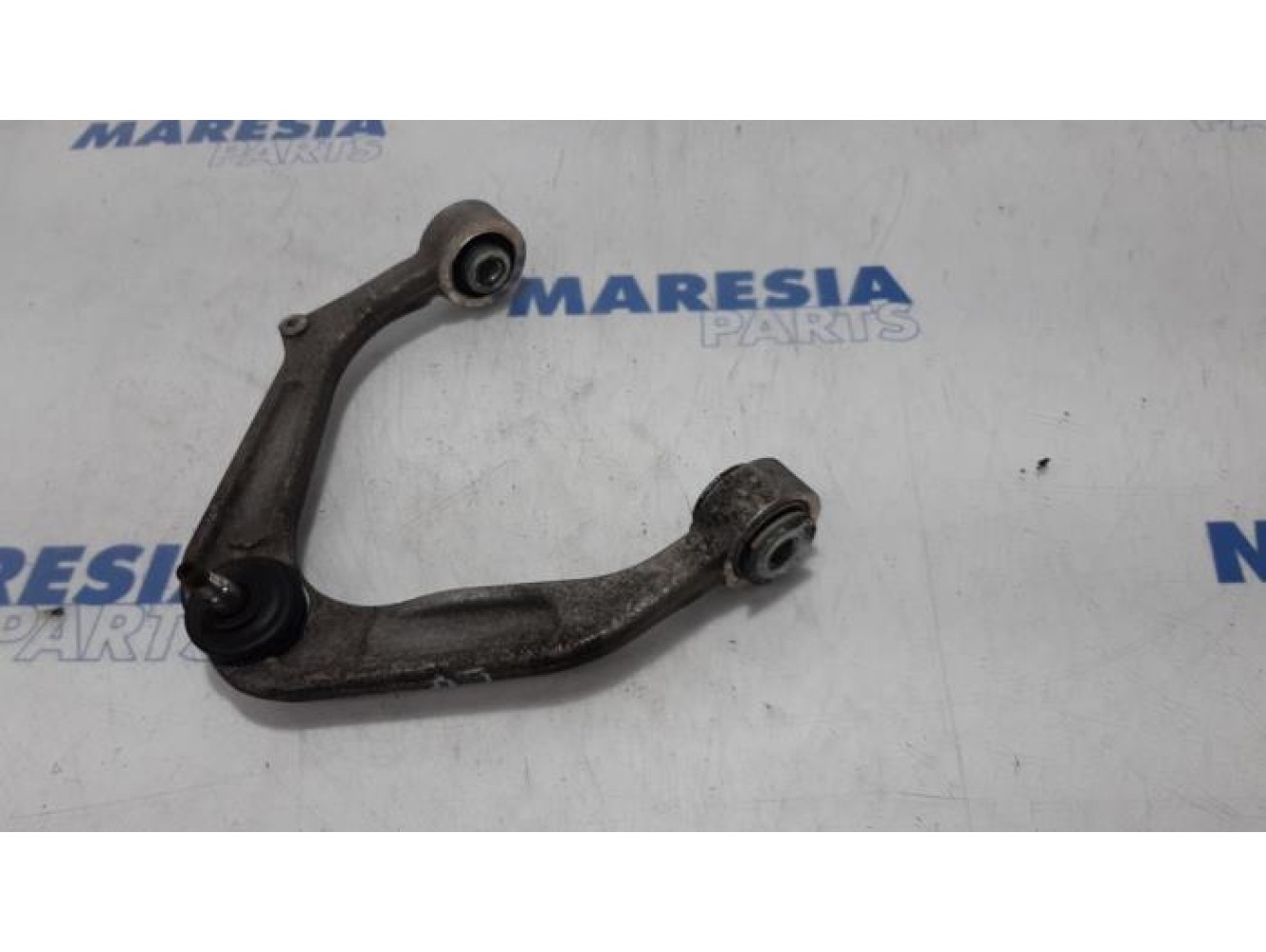 Alfa Romeo - Brera - Querlenker oben links vorne