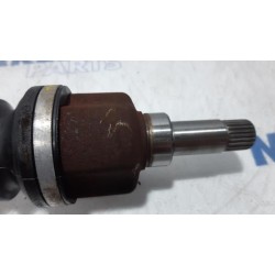 Peugeot - 206 - Aandrijfas links-voor