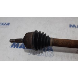 Peugeot - 206 - Aandrijfas links-voor