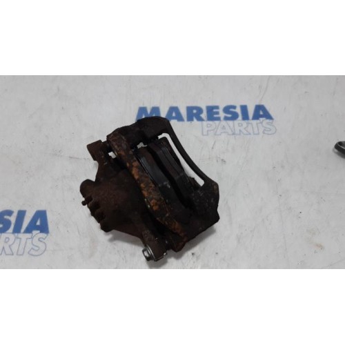 Peugeot - 206 - Front brake calliper, right