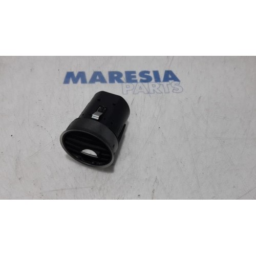 Alfa Romeo - Brera - Grille aération tableau de bord