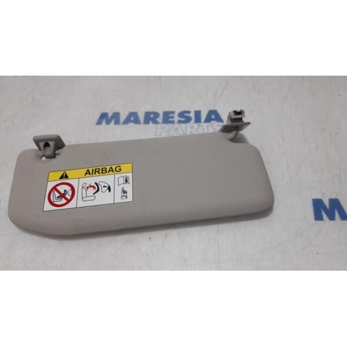 Citroen - C4 Cactus - Sun visor
