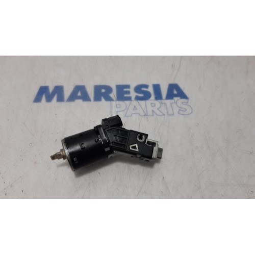 Citroen - C4 Cactus - Ignition lock + key