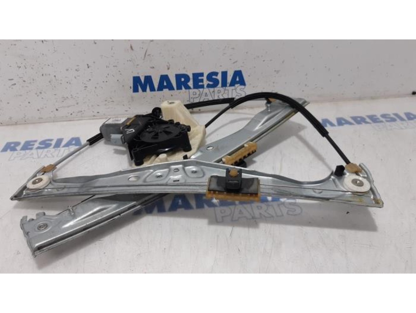 Citroen - C4 Cactus - Window mechanism 4-door, front left