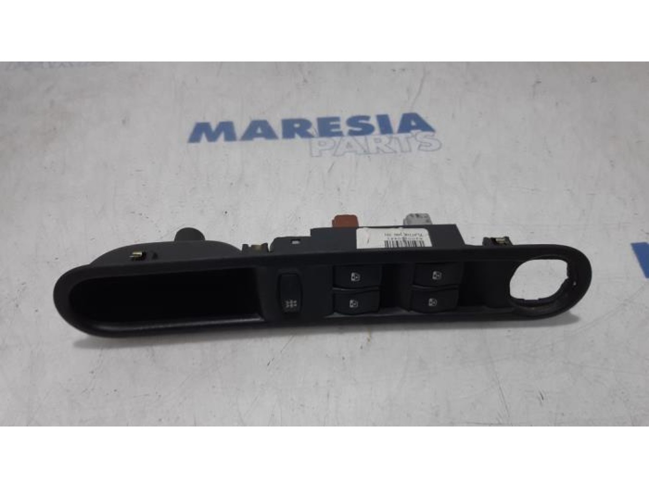 Renault - Espace - Multi-functional window switch