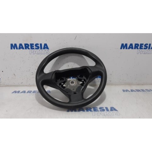 Fiat - Punto Evo - Steering wheel