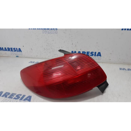 Peugeot - 206 - Achterlicht links
