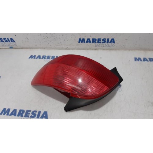 Peugeot - 206 - Taillight, right