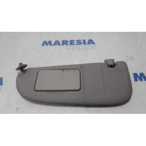Peugeot - 206 - Sun visor