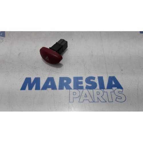 Peugeot - 206 - Panic lighting switch