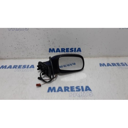 Peugeot - 307 - Wing mirror, right