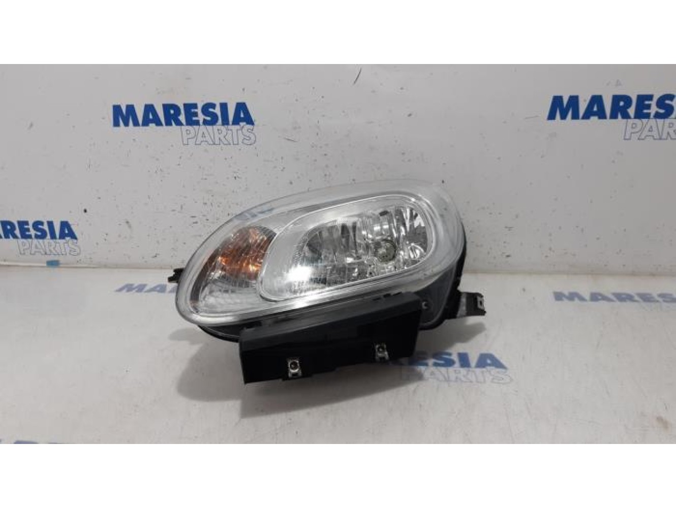 Fiat - Panda - Koplamp links