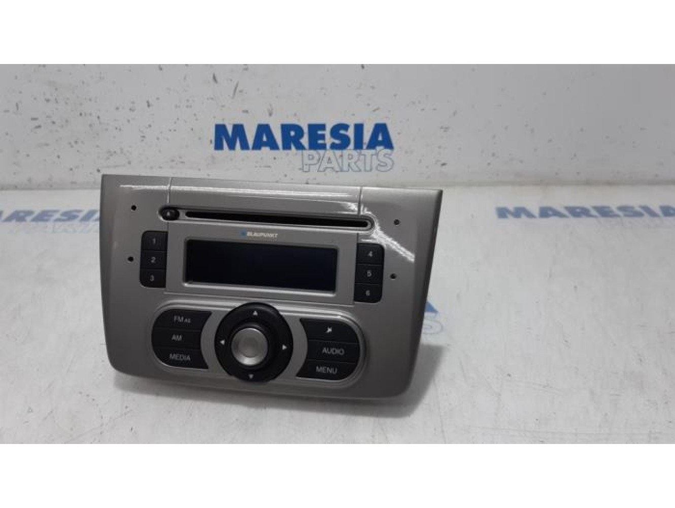 Alfa Romeo - Mito - Radio CD player