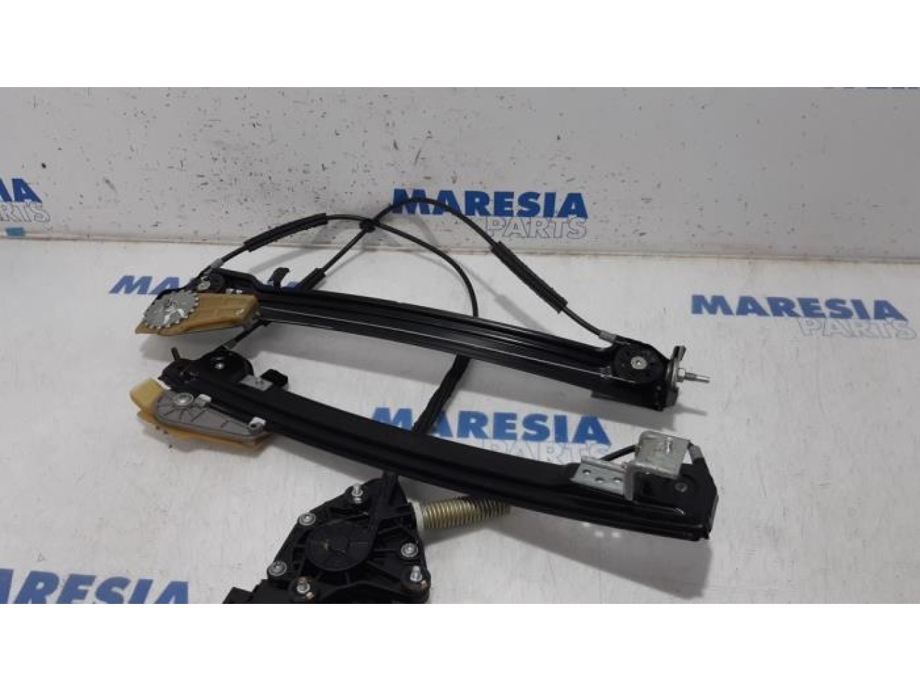 Alfa Romeo - Mito - Window mechanism 2-door, front right