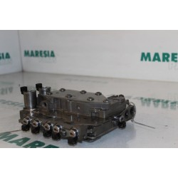 Renault - Clio - Kleppenblok hydraulisch