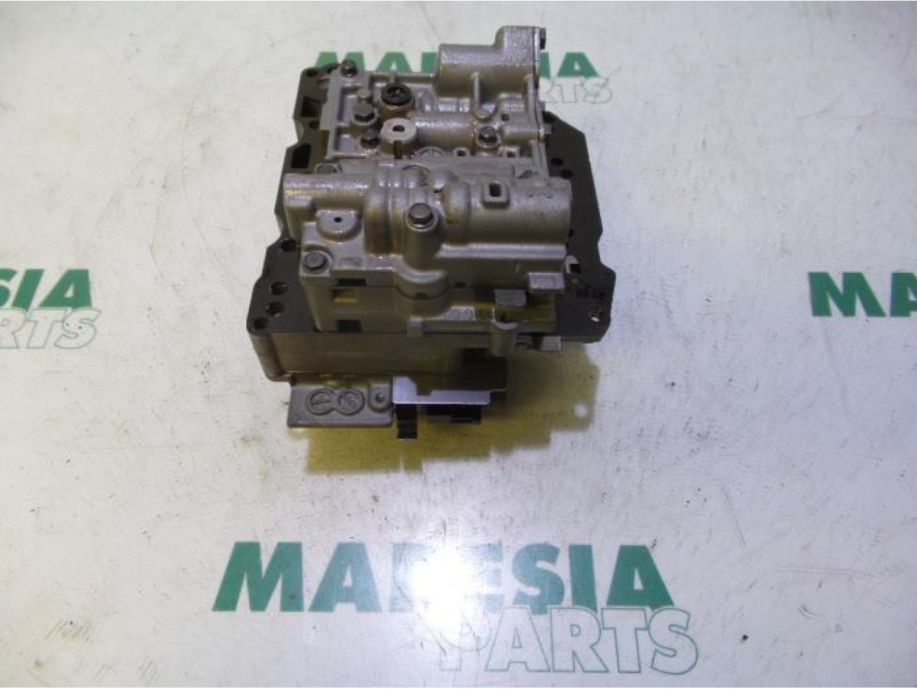 Renault - Espace - Hydraulic valve unit