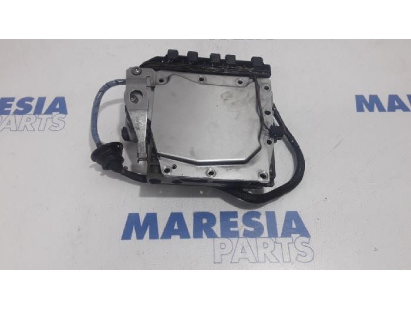 Peugeot - 207 - Hydraulic valve unit
