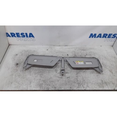 Citroen - C4 Picasso - Sun visor