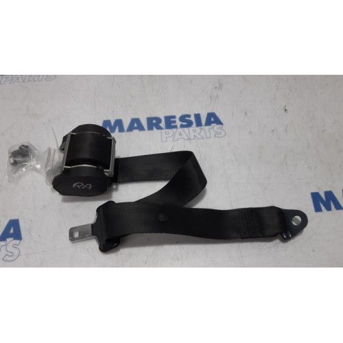 Peugeot - 207 - Rear seatbelt, right