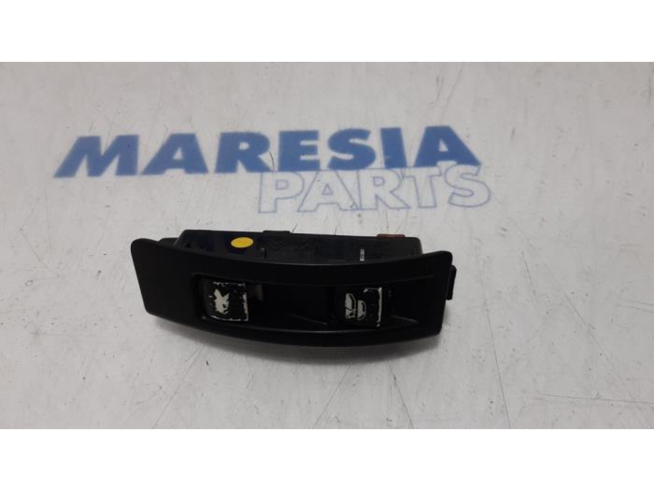 Peugeot - 207 - Commande toit escamotable