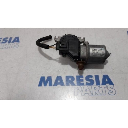 Fiat - Panda - Front wiper motor