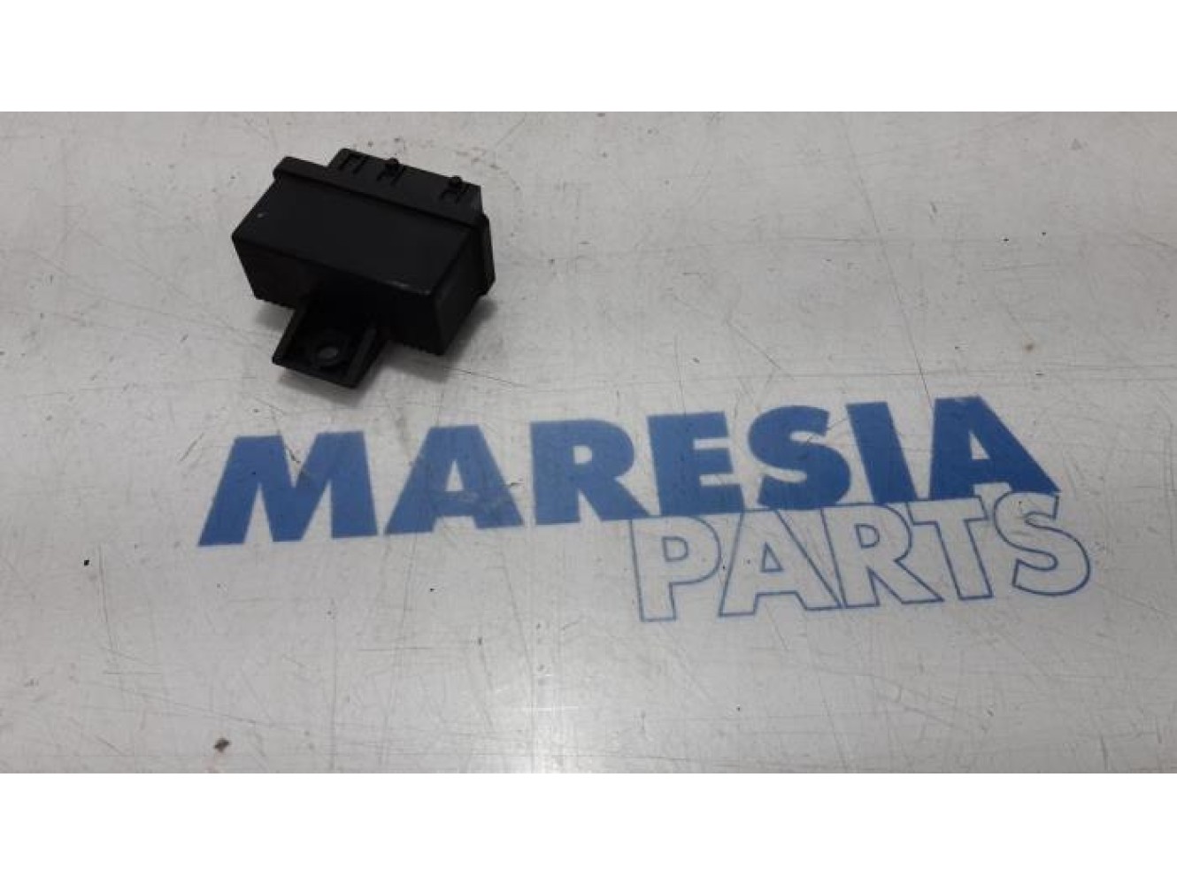 Peugeot - 207 - Relay
