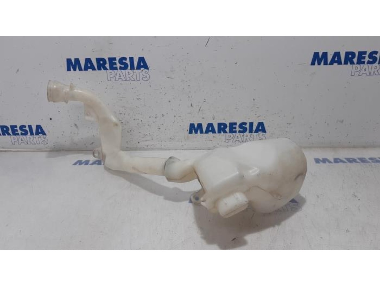 Peugeot - 207 - Réservoir lave-glace avant